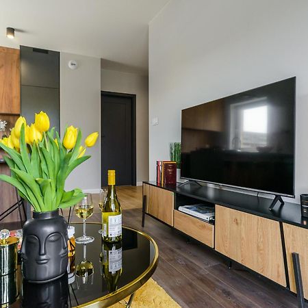 Lumina Premium Apartments With Parking Лодзь Экстерьер фото
