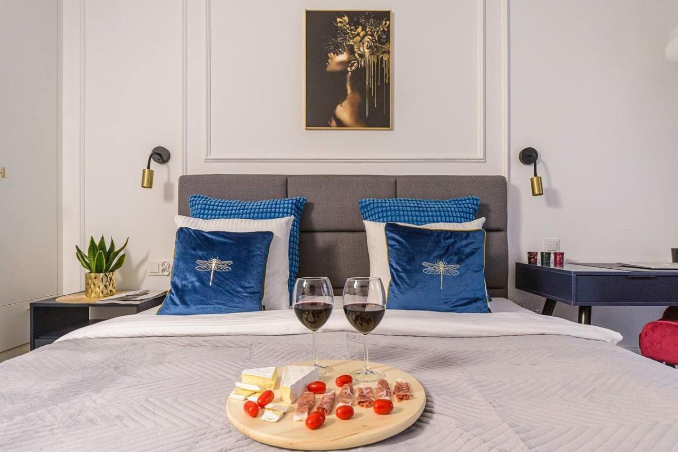 Lumina Premium Apartments With Parking Лодзь Экстерьер фото